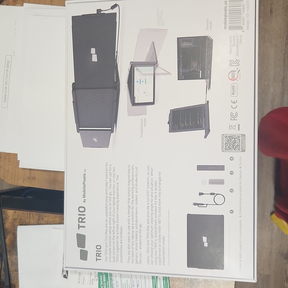 Laptop monitor - came with no clip but works great without it! - Picture 2 of 2